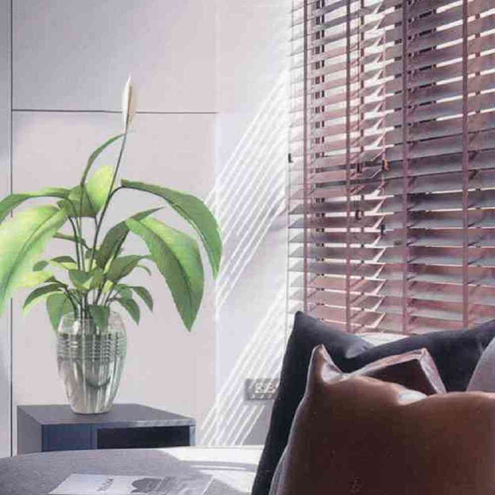 實木百葉窗簾 - 天然溫潤木質紋理